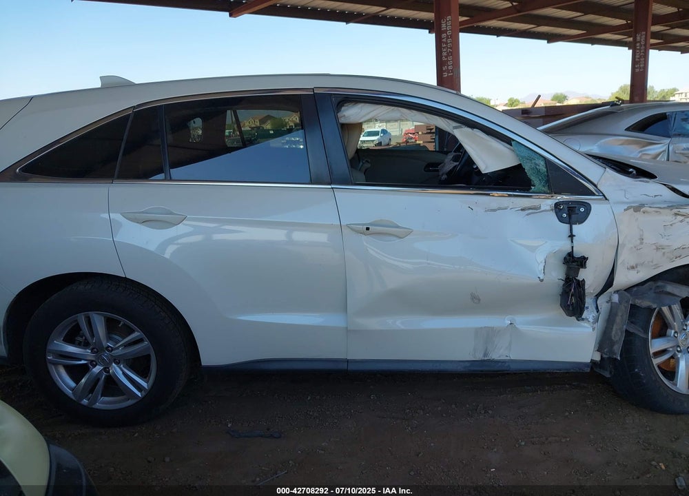2013 ACURA RDX VIN: 5J8TB3H33DL006386