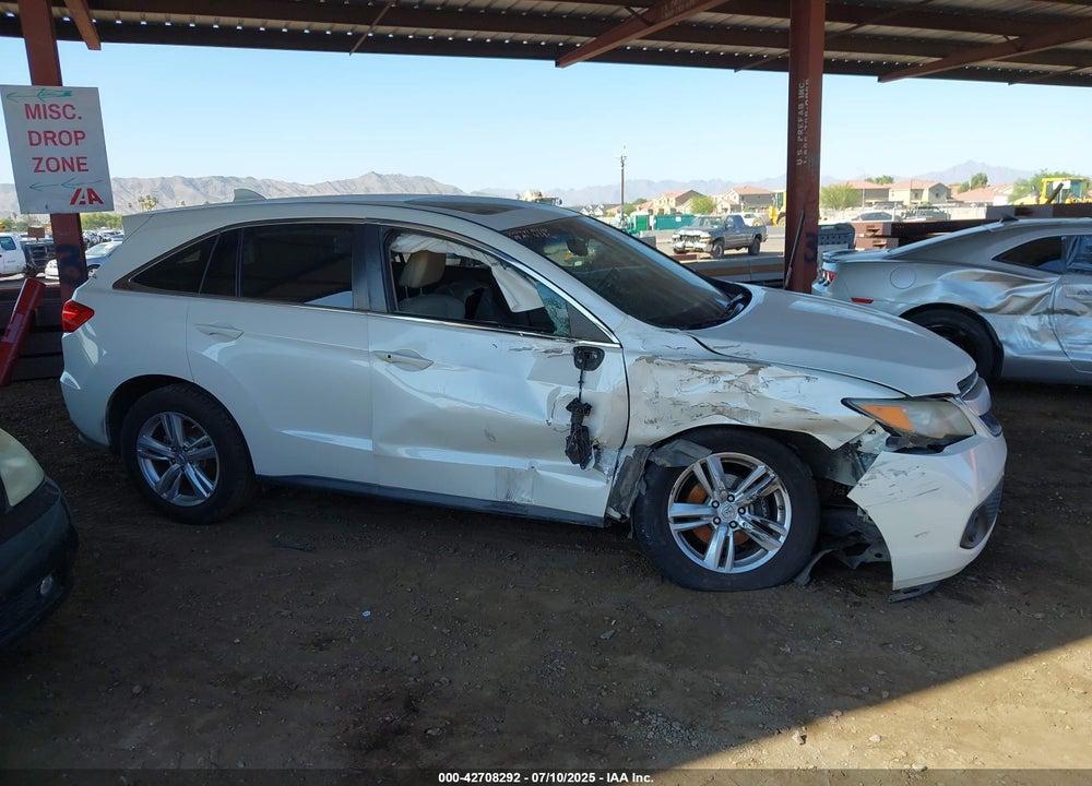 2013 ACURA RDX VIN: 5J8TB3H33DL006386