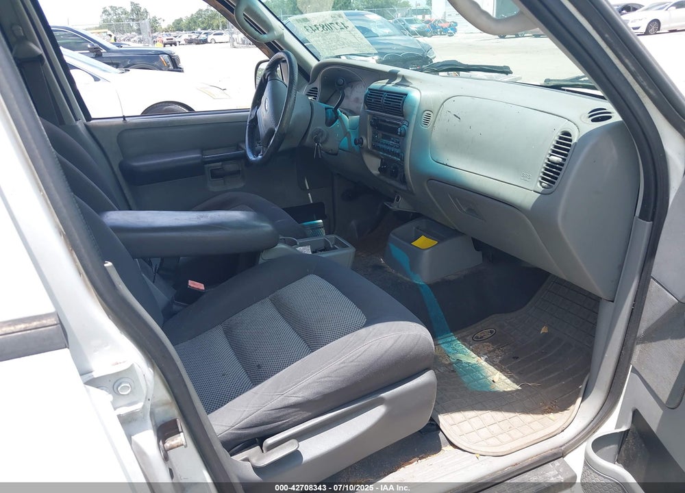 2003 FORD EXPLORER SPORT TRAC XLS/XLT VIN: 1FMZU67E43UC30245