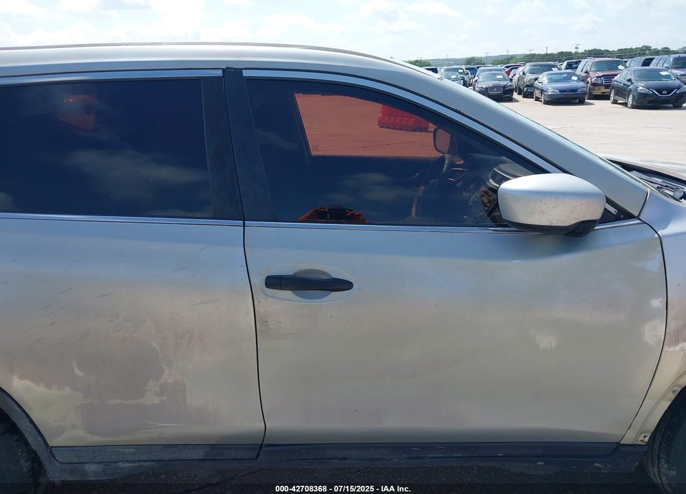 2016 NISSAN ROGUE VIN: 5N1AT2MV2GC796543