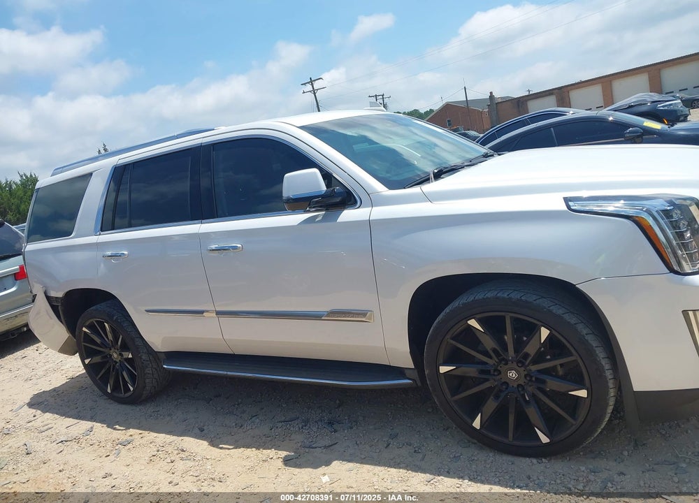 2016 CADILLAC ESCALADE LUXURY COLLECTION VIN: 1GYS3BKJ4GR459937