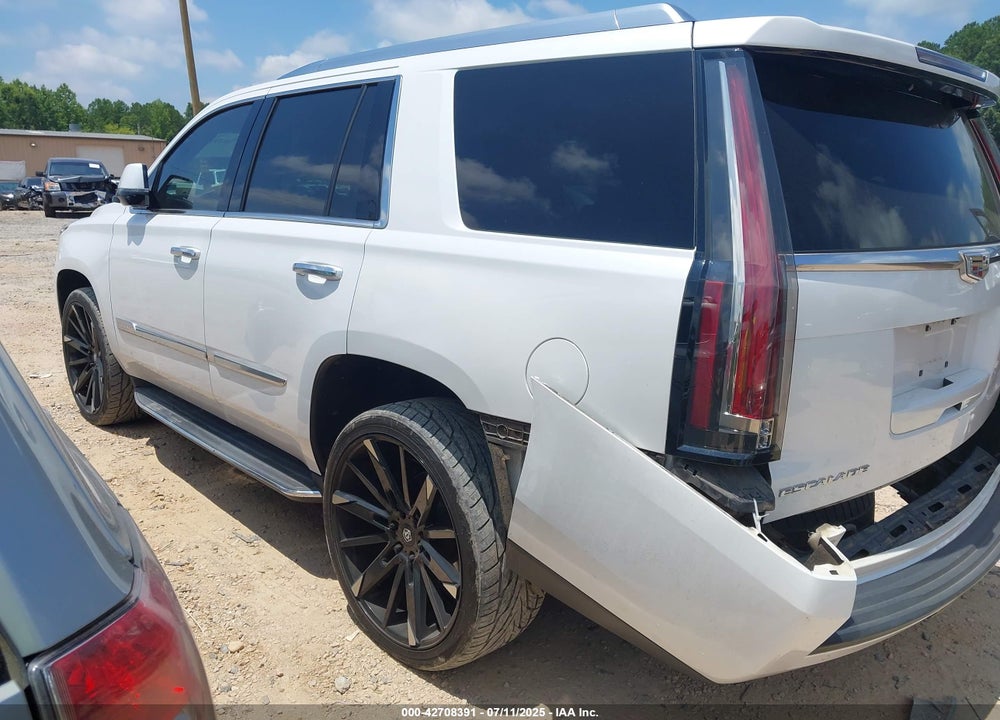 2016 CADILLAC ESCALADE LUXURY COLLECTION VIN: 1GYS3BKJ4GR459937