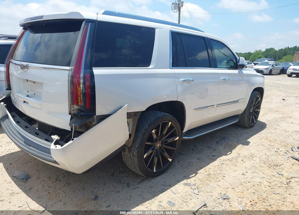 2016 CADILLAC ESCALADE LUXURY COLLECTION VIN: 1GYS3BKJ4GR459937