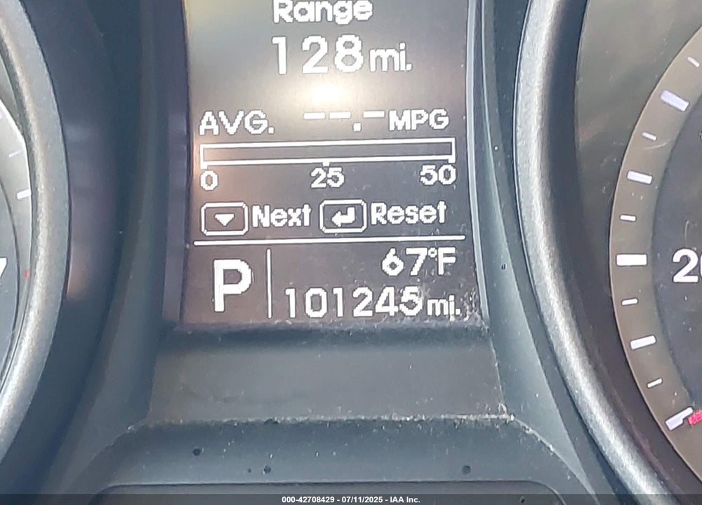 2014 HYUNDAI SANTA FE VIN: 5XYZUDLB4EG206505