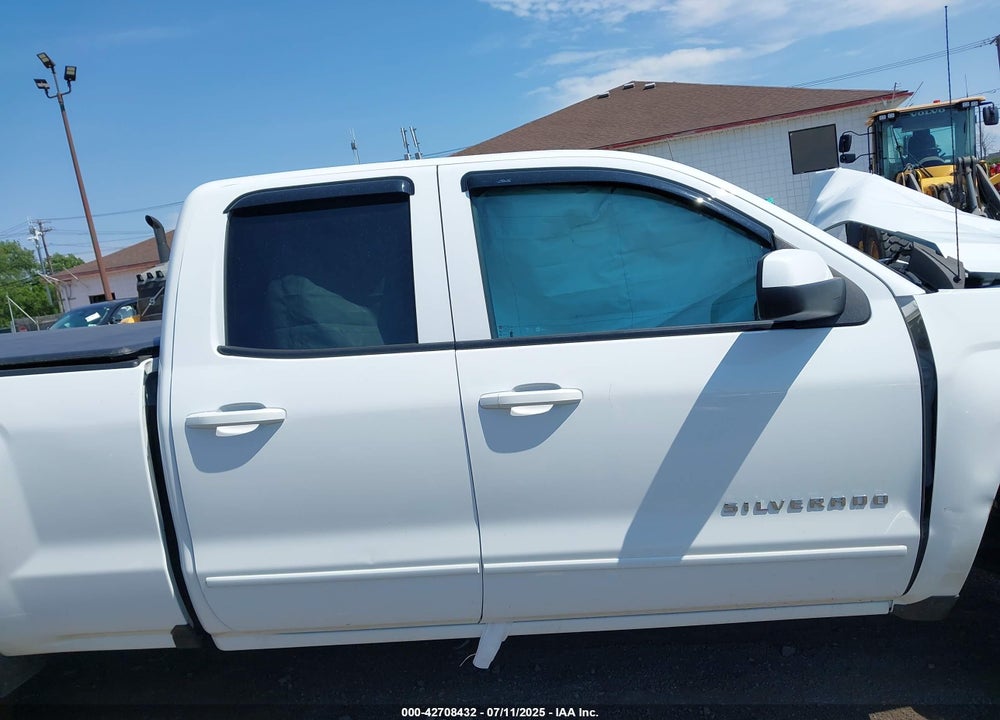 2018 CHEVROLET SILVERADO 1500 VIN: 1GCVKREC5JZ299361