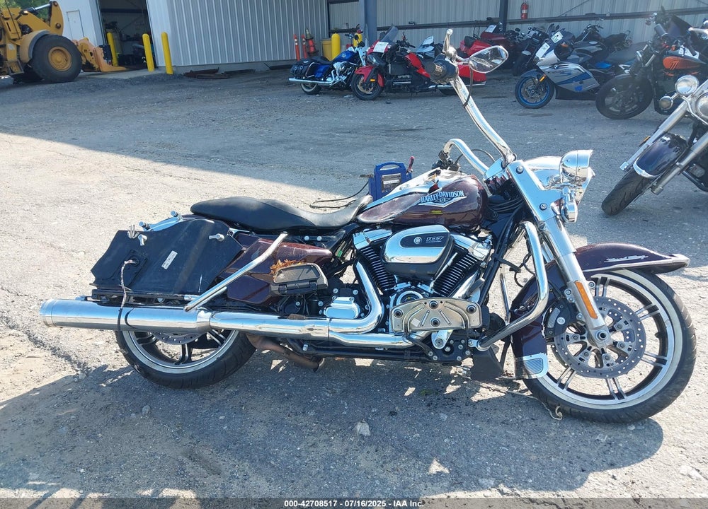 2022 HARLEY-DAVIDSON FLHR VIN: 1HD1FBC13NB651507