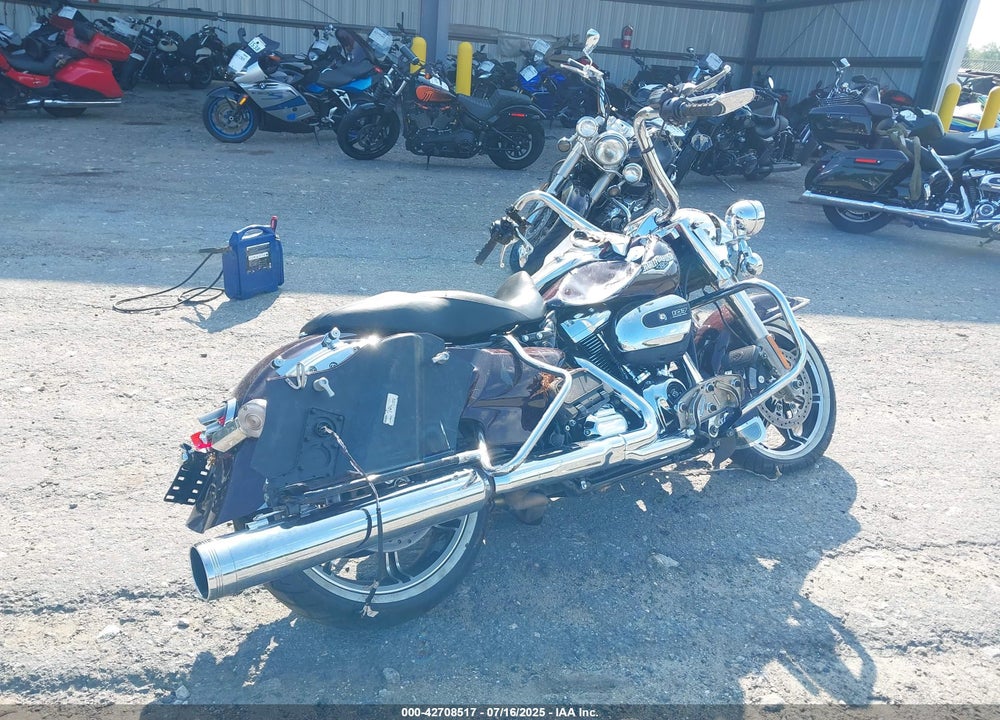 2022 HARLEY-DAVIDSON FLHR VIN: 1HD1FBC13NB651507