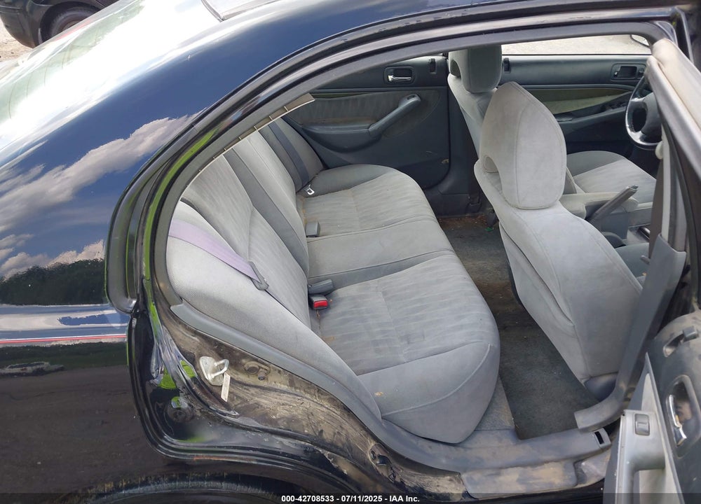 2005 HONDA CIVIC EX VIN: 2HGES257X5H538257