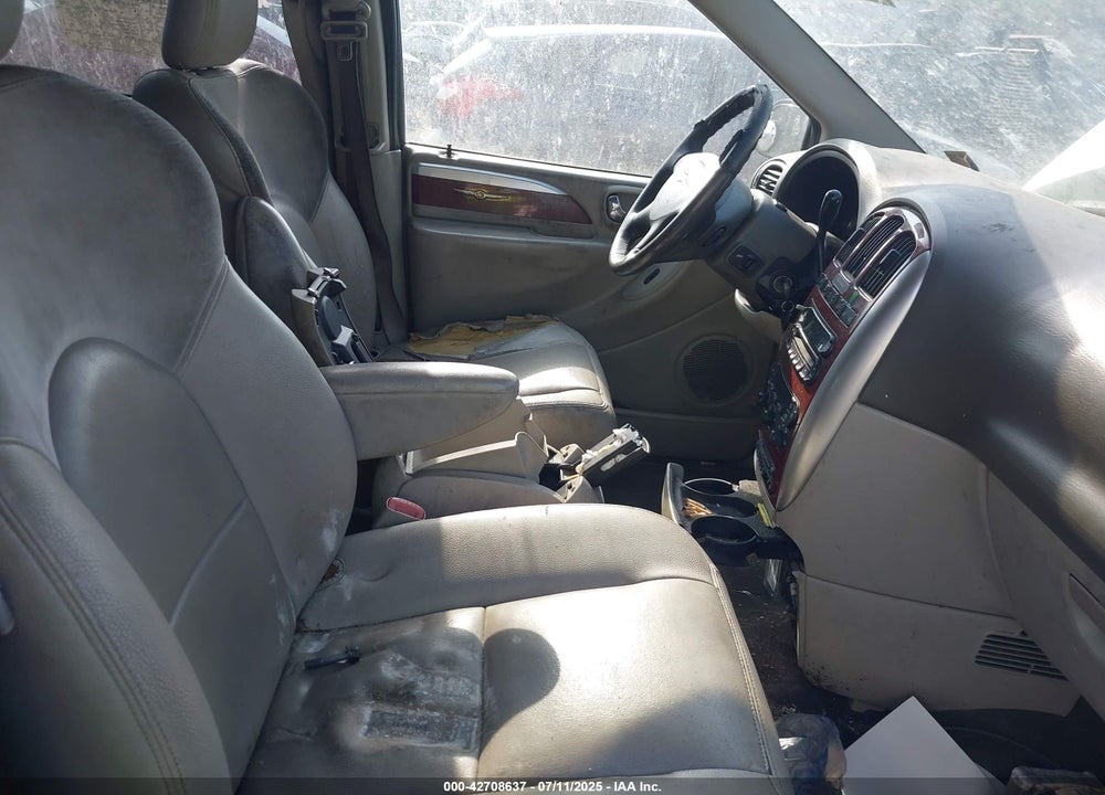 2006 CHRYSLER TOWN & COUNTRY LIMITED VIN: 2A4GP64L96R821642