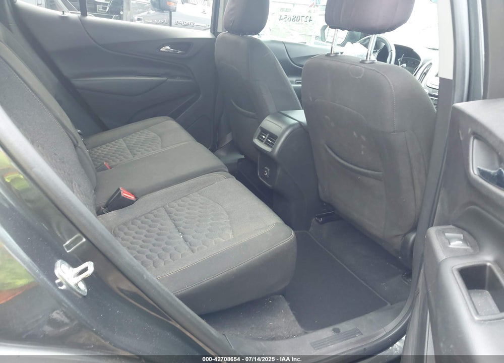 2019 CHEVROLET EQUINOX VIN: 3GNAXLEX0KS652515