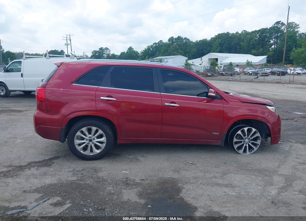 2014 KIA SORENTO VIN: 5XYKWDA70EG538192