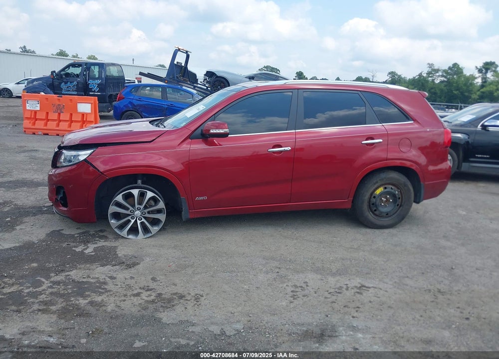 2014 KIA SORENTO VIN: 5XYKWDA70EG538192