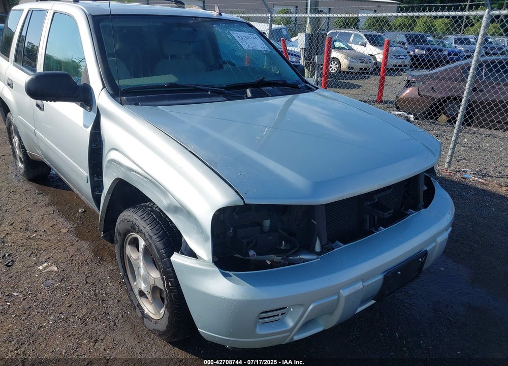 2007 CHEVROLET TRAILBLAZER VIN: 1GNDT13S672285272