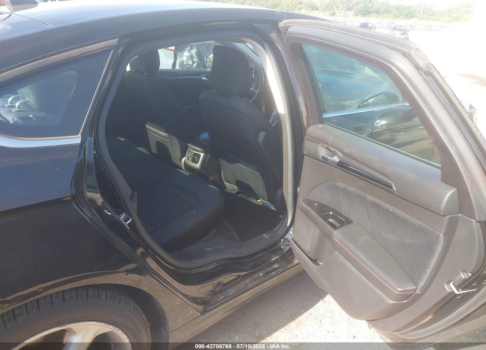 2016 FORD FUSION SE VIN: 3FA6P0H7XGR277892