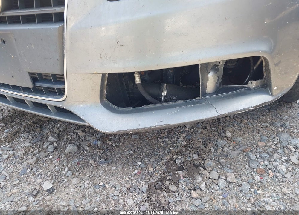 2010 AUDI A4 VIN: WAUBFAFL4AN039013