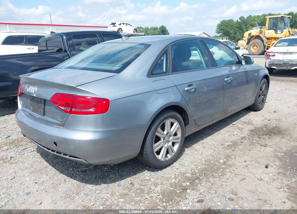 2010 AUDI A4 VIN: WAUBFAFL4AN039013