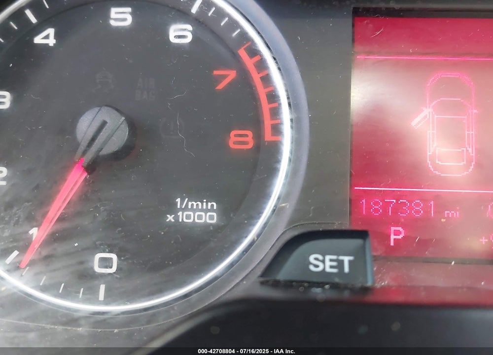 2010 AUDI A4 VIN: WAUBFAFL4AN039013