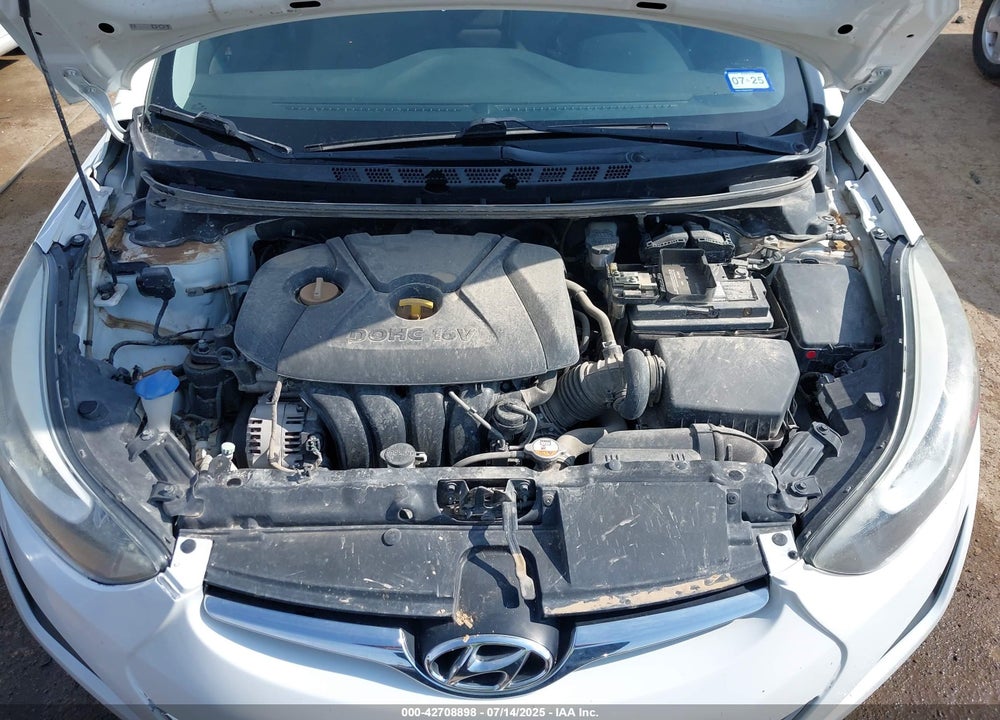 2016 HYUNDAI ELANTRA VIN: 5NPDH4AE2GH737452