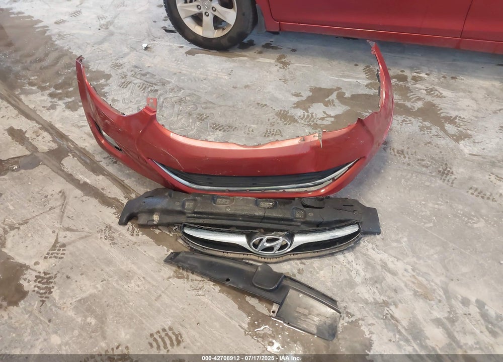 2013 HYUNDAI ELANTRA GLS VIN: KMHDH4AE6DU864430