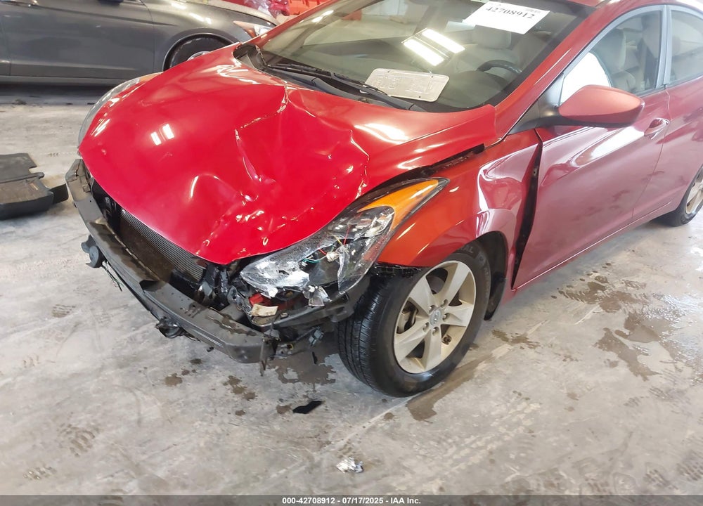 2013 HYUNDAI ELANTRA GLS VIN: KMHDH4AE6DU864430