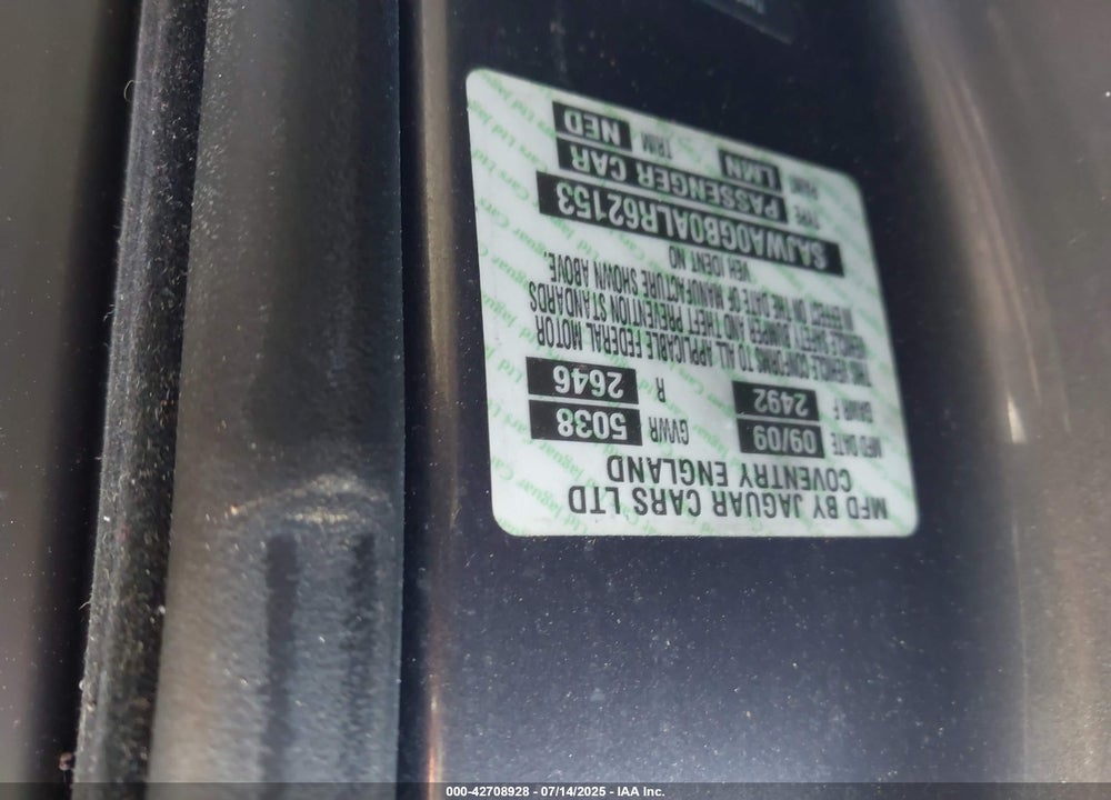 2010 JAGUAR XF PREMIUM VIN: SAJWA0GB0ALR62153