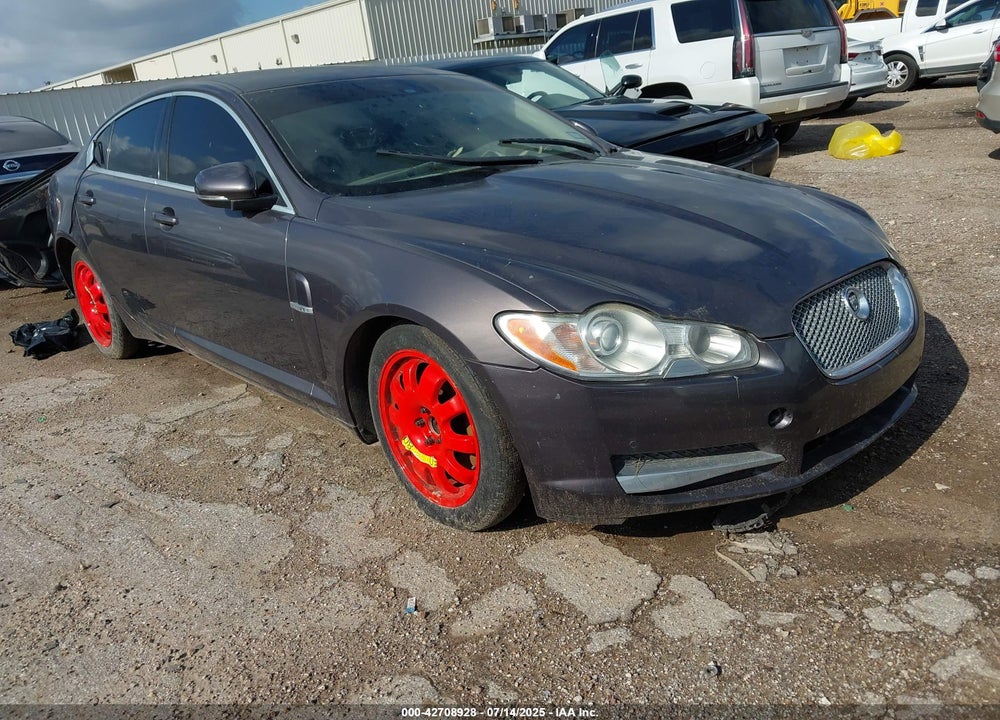 2010 JAGUAR XF PREMIUM VIN: SAJWA0GB0ALR62153