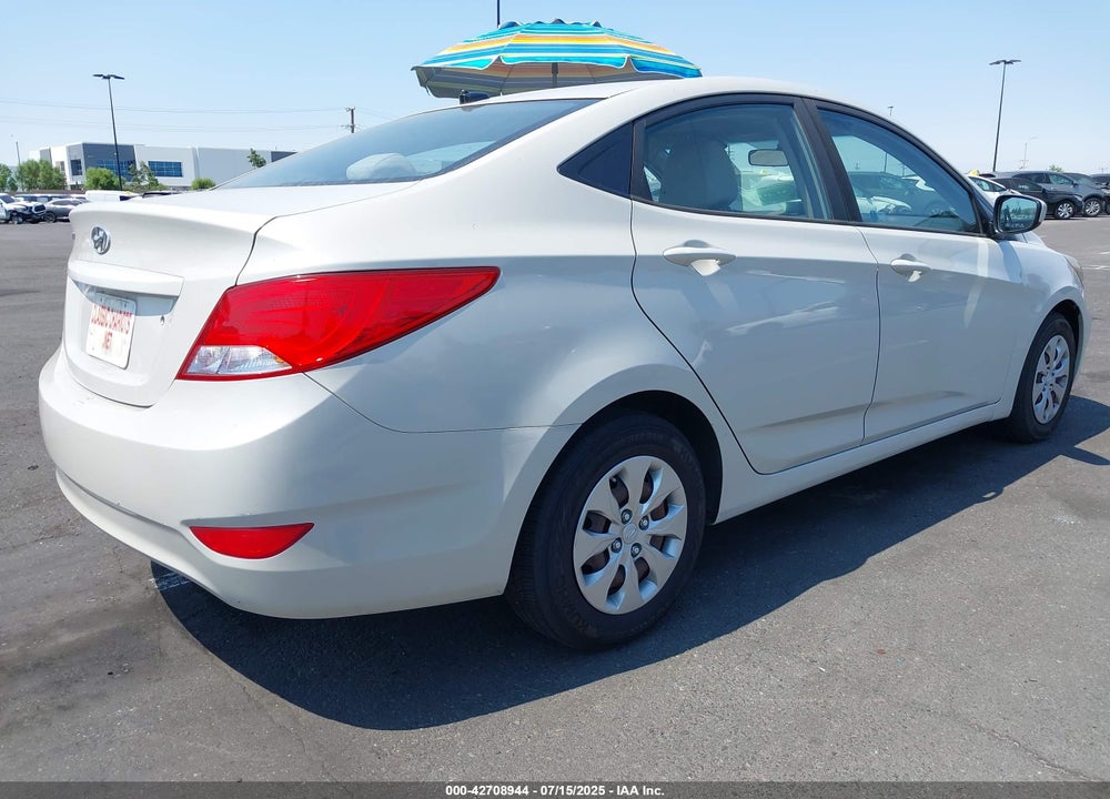 2017 HYUNDAI ACCENT VIN: KMHCT4AE1HU205607