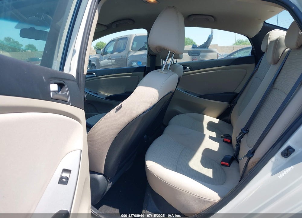 2017 HYUNDAI ACCENT VIN: KMHCT4AE1HU205607