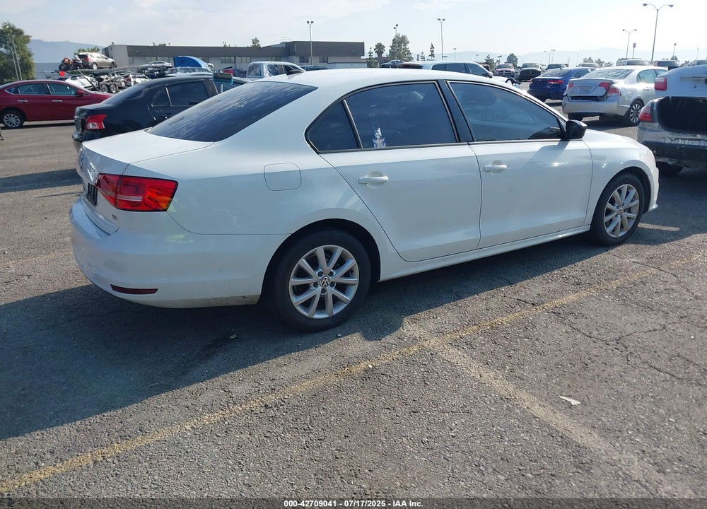 2015 VOLKSWAGEN JETTA VIN: 3VWD17AJ5FM258354