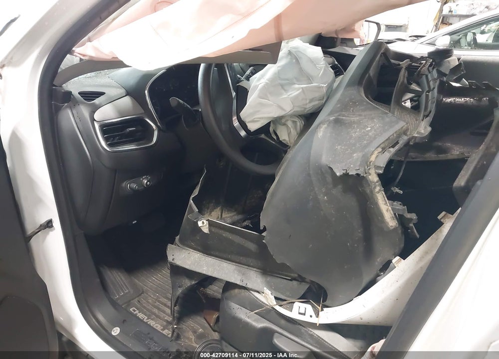 2019 CHEVROLET EQUINOX VIN: 2GNAXSEV1K6144500