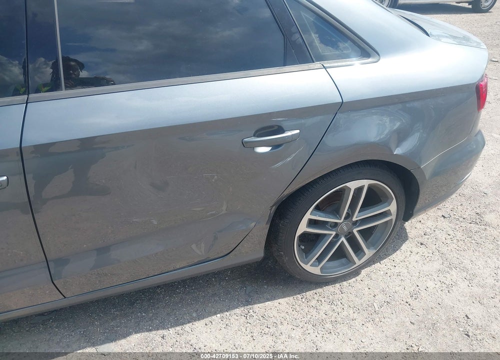 2017 AUDI A3 2.0T PREMIUM VIN: WAUAUGFF7H1056291