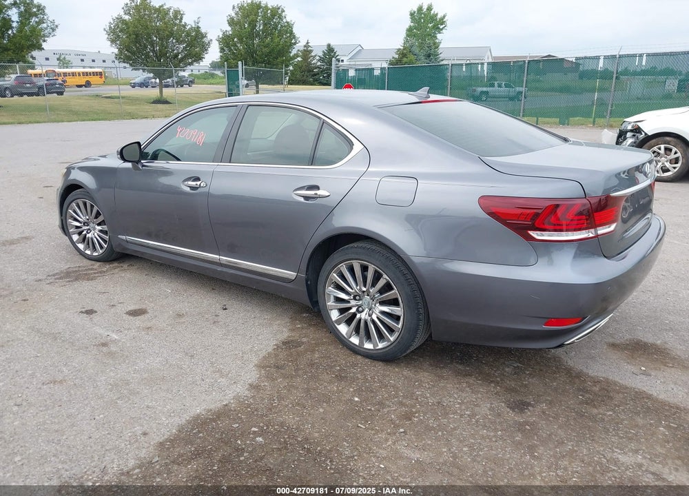 2013 LEXUS LS460 VIN: JTHCL5EF8D5017831
