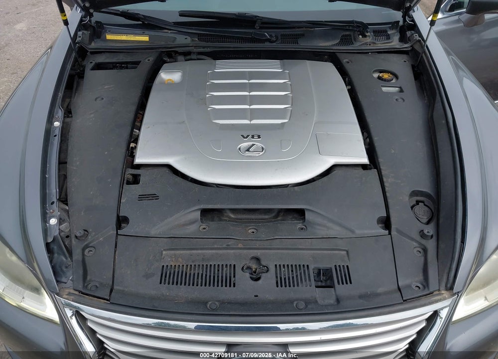 2013 LEXUS LS460 VIN: JTHCL5EF8D5017831