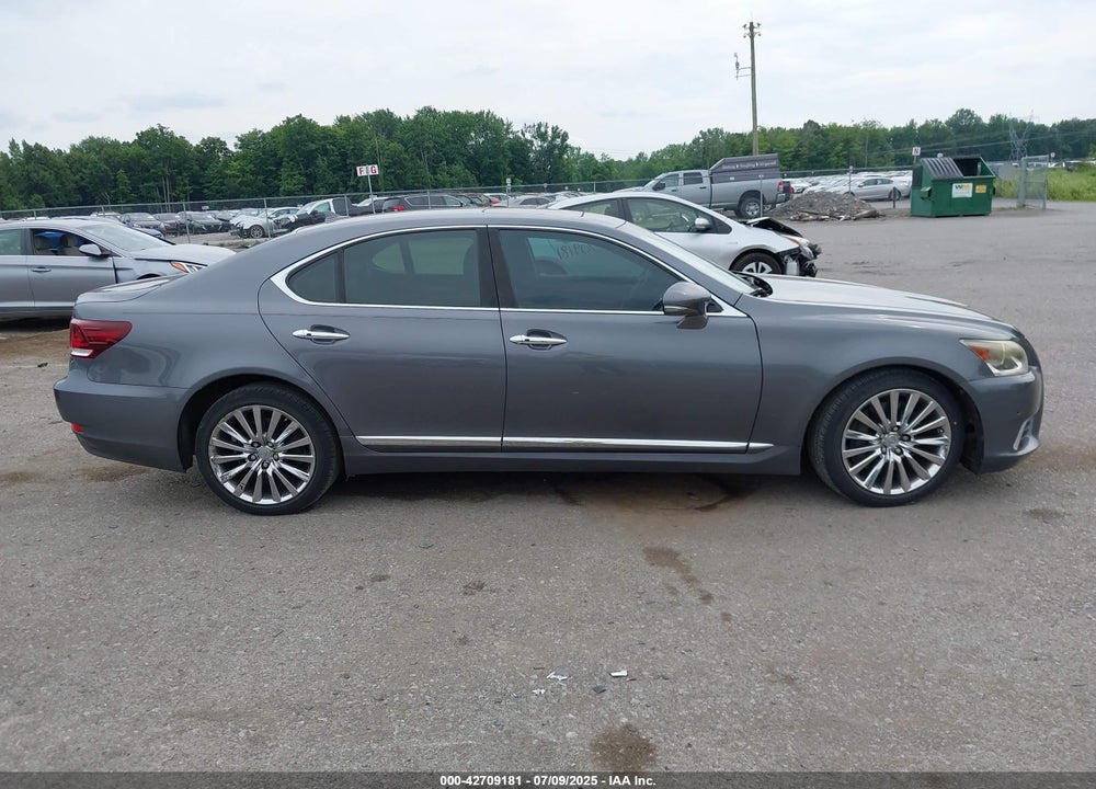 2013 LEXUS LS460 VIN: JTHCL5EF8D5017831