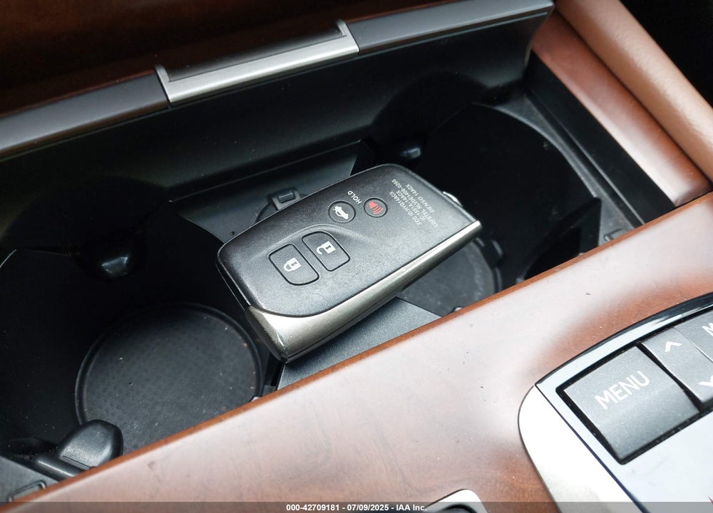 2013 LEXUS LS460 VIN: JTHCL5EF8D5017831