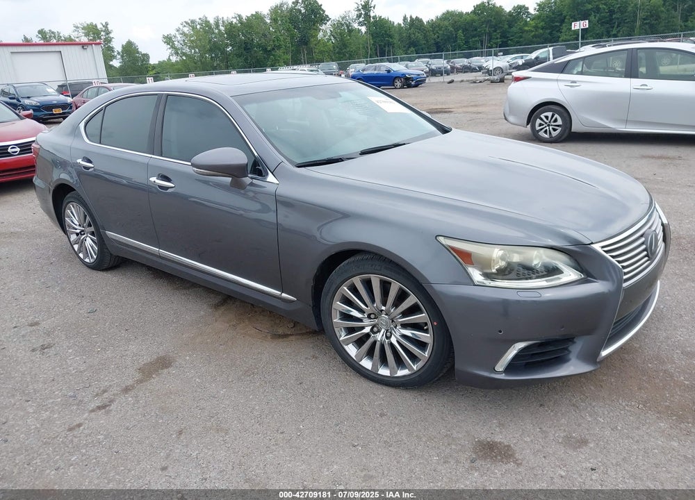 2013 LEXUS LS460 VIN: JTHCL5EF8D5017831