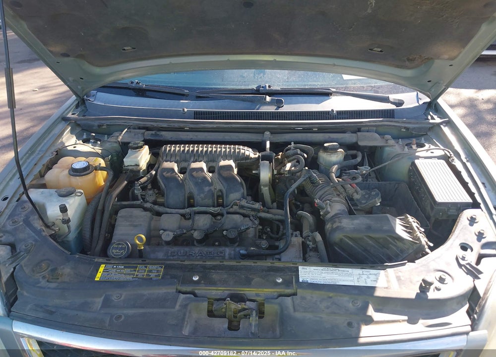 2005 FORD FIVE HUNDRED SE VIN: 1FAFP23135G195408