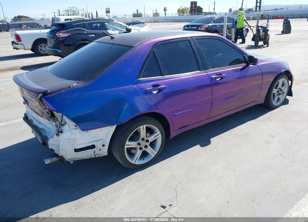 2004 LEXUS IS 300 VIN: JTHBD192440083332