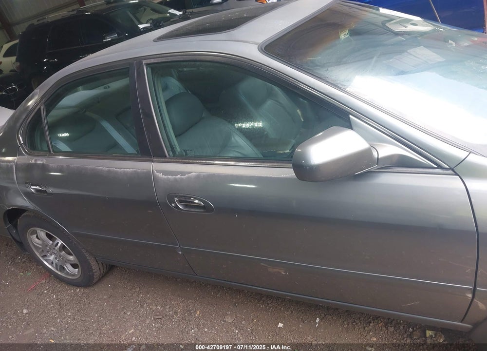 2000 ACURA TL 3.2 VIN: 19UUA5661YA063767