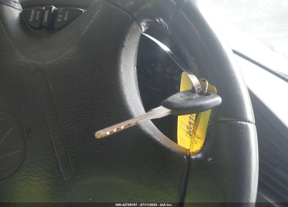 2000 ACURA TL 3.2 VIN: 19UUA5661YA063767