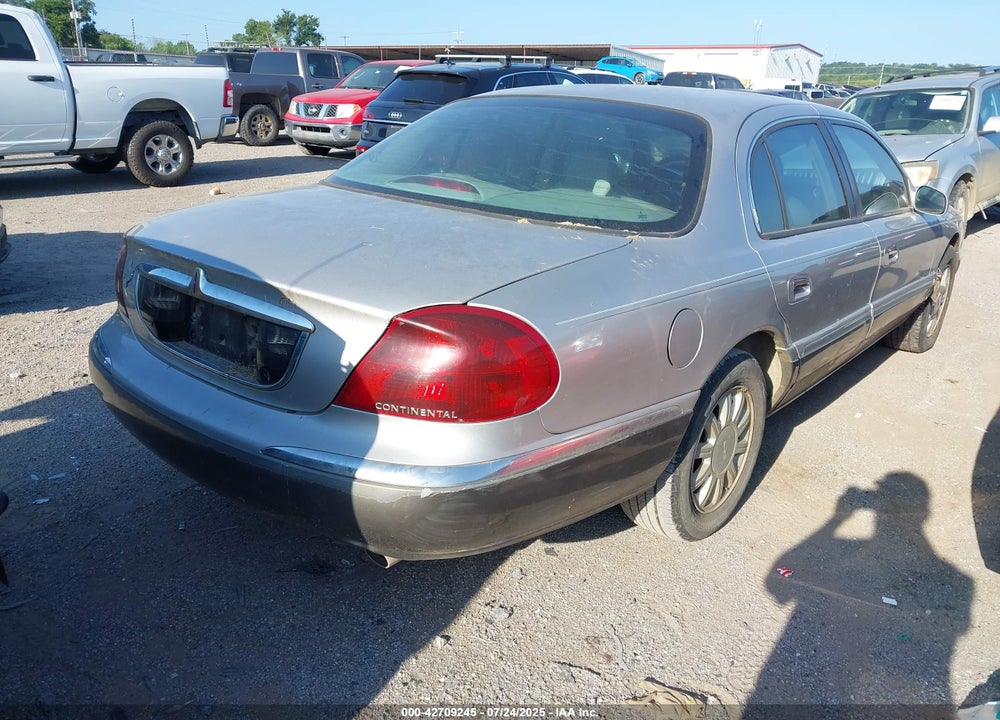 2002 LINCOLN CONTINENTAL VIN: 1LNHM97V32Y684961