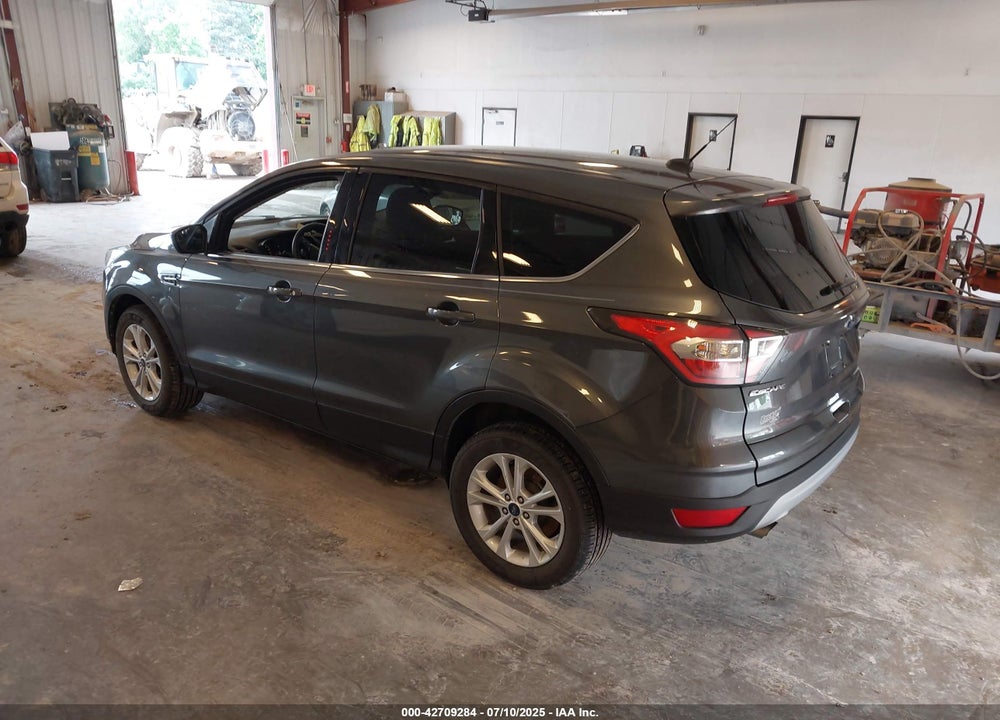 2017 FORD ESCAPE VIN: 1FMCU9GDXHUA49429