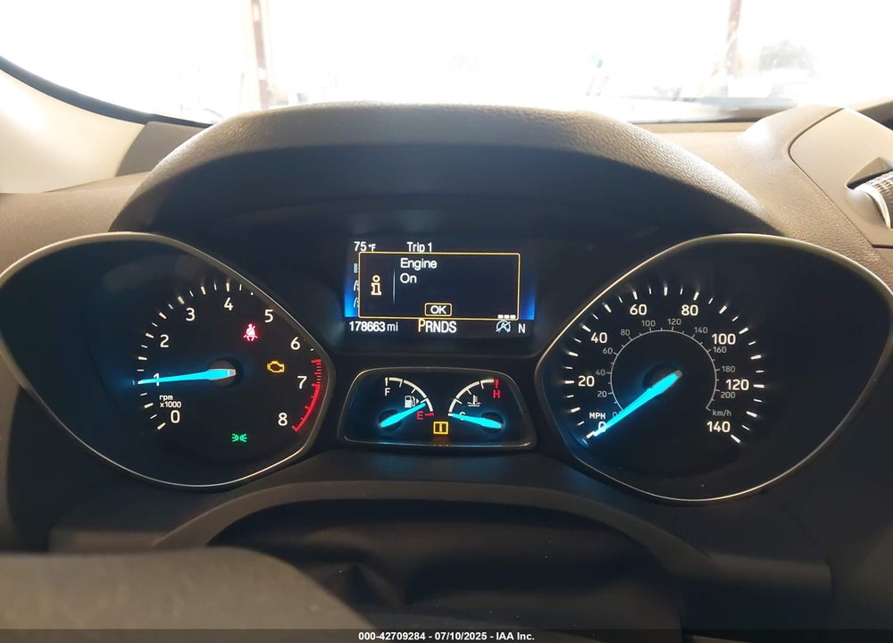 2017 FORD ESCAPE VIN: 1FMCU9GDXHUA49429