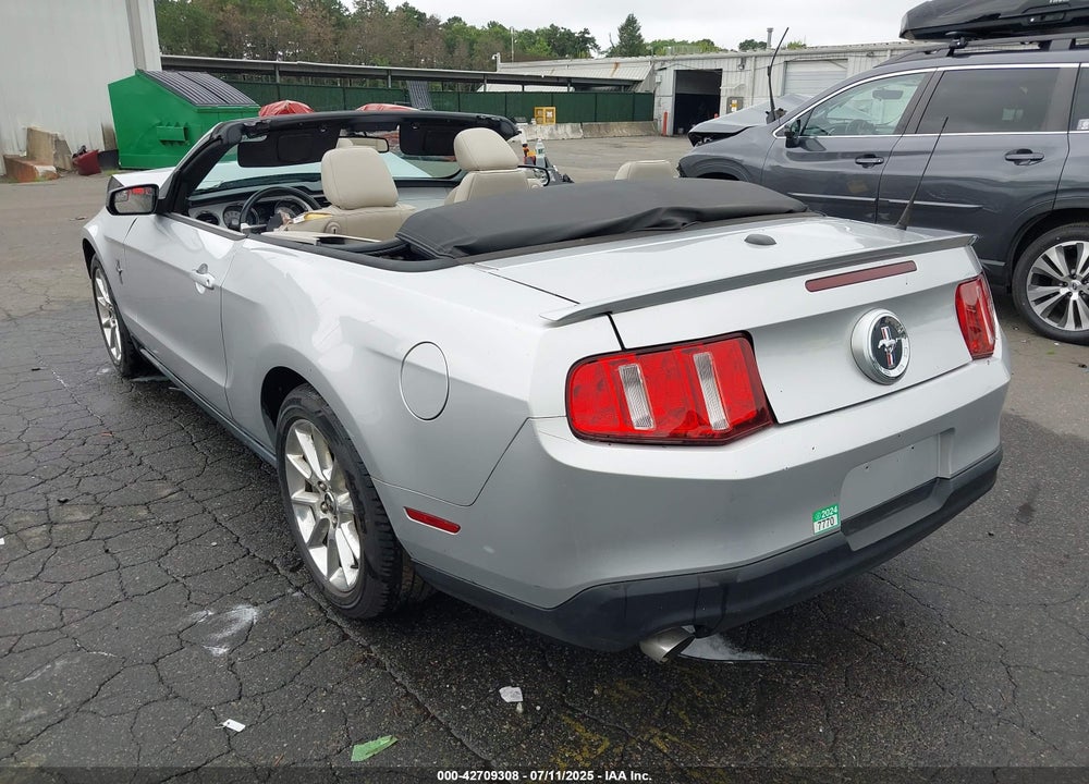 2011 FORD MUSTANG VIN: 1ZVBP8EM9B5121479