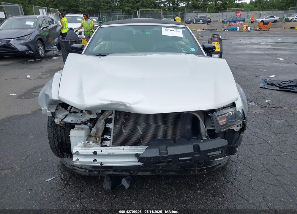 2011 FORD MUSTANG VIN: 1ZVBP8EM9B5121479