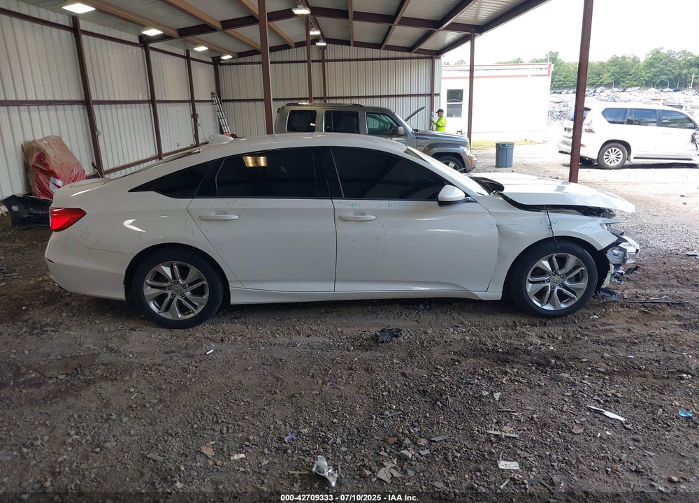2019 HONDA ACCORD VIN: 1HGCV1F10KA133263
