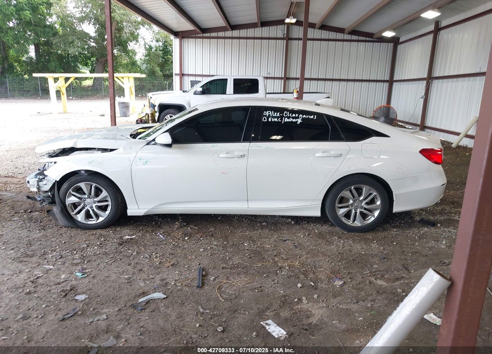 2019 HONDA ACCORD VIN: 1HGCV1F10KA133263