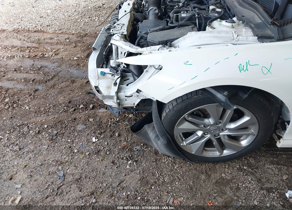 2019 HONDA ACCORD VIN: 1HGCV1F10KA133263