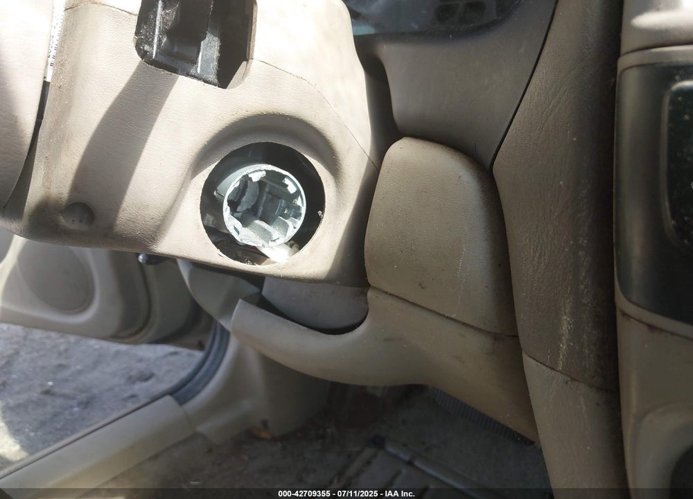 2003 NISSAN SENTRA XE VIN: 3N1CB51D43L787115