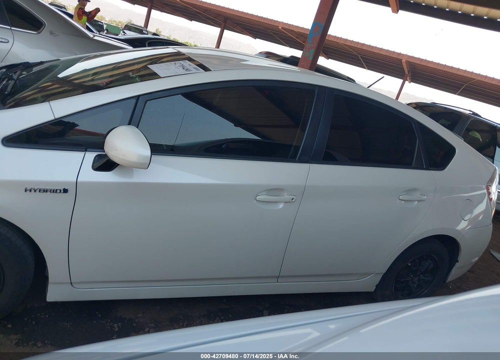 2013 TOYOTA PRIUS VIN: JTDKN3DU9D5663441